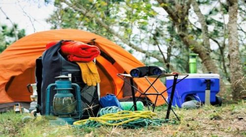 The 7 Must-Have Things for Your Next Camping or Hiking Trip